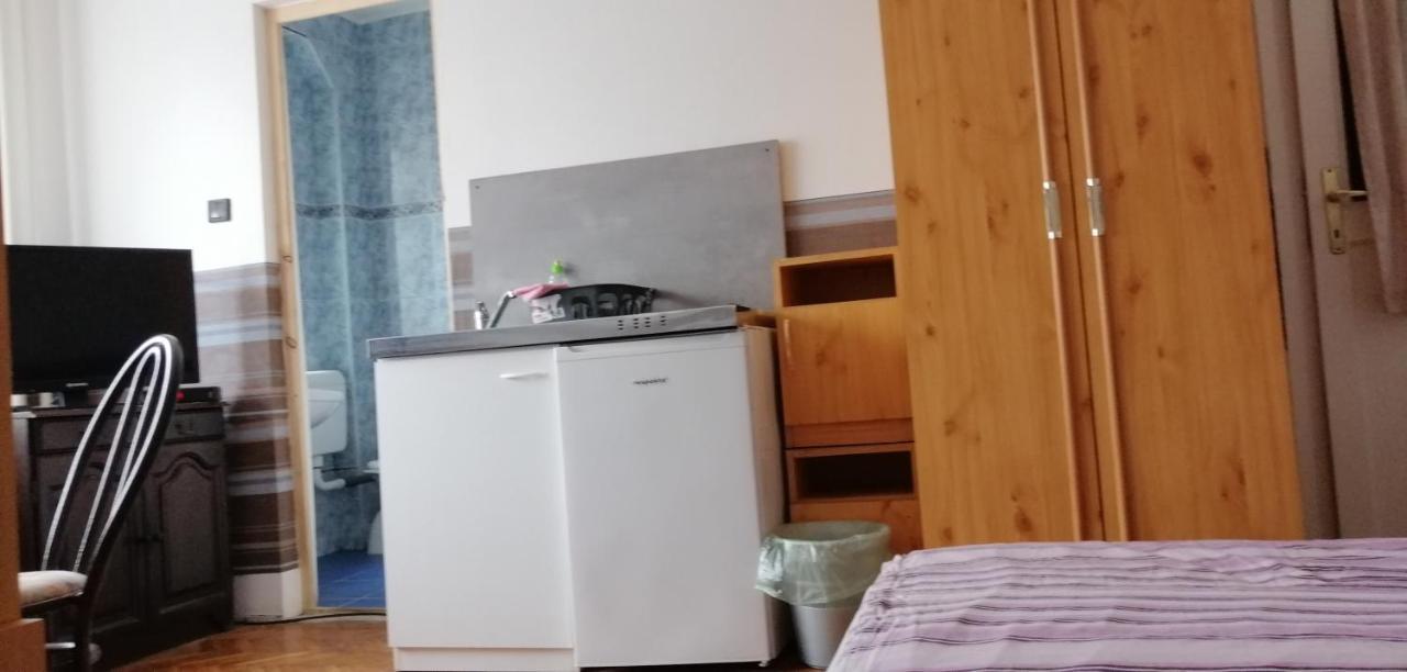 Belvárosi Vendégház Miskolc Extérieur photo