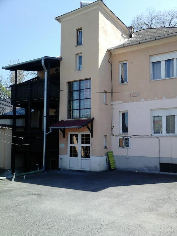 Belvárosi Vendégház Miskolc Extérieur photo